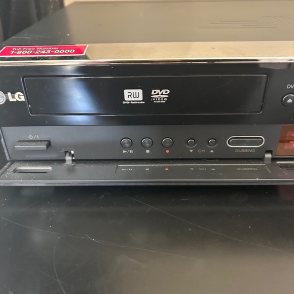 LG RC897T DVD Recorder/ VCR Recorder. Excellent condition - Picture 10 of 16